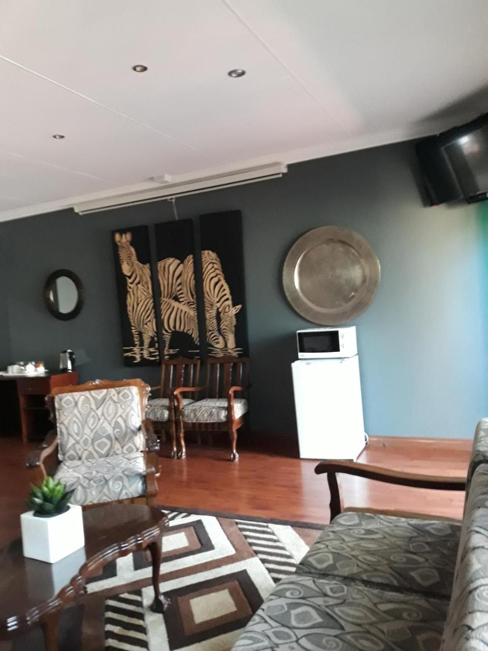 Aalwyns Guesthouse Vanderbijlpark Dış mekan fotoğraf